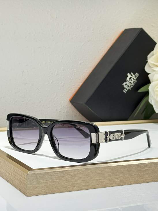 Picture of Hermes Sunglasses _SKUfw75010908fw